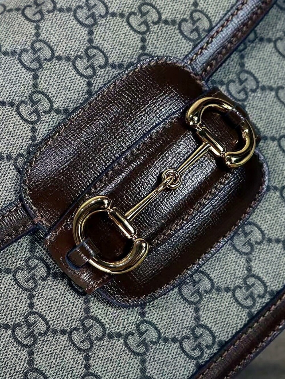 Gucci Horsebit 1955 Medium Shoulder Bag - Picture 6 of 6